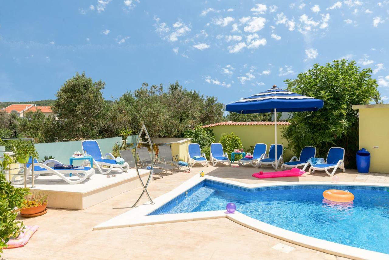 Apartments Petra Trogir Exterior foto